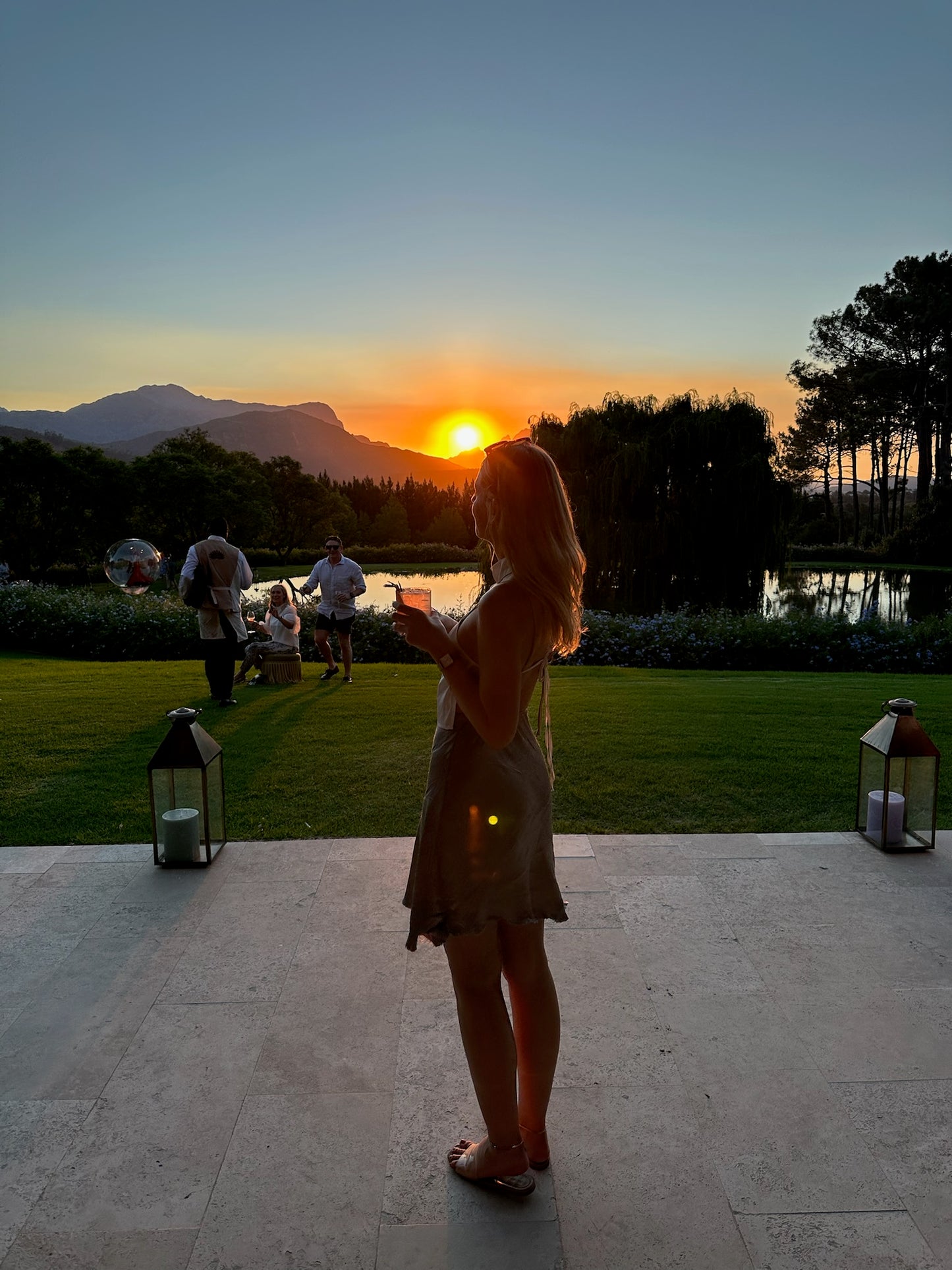 Desde Ciudad del Cabo: tour privado de vinos de lujo con dos catas