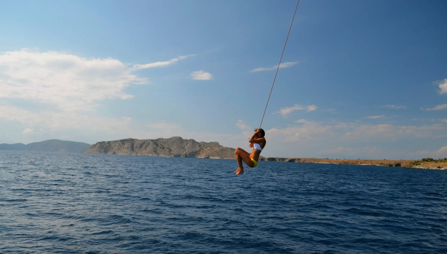 Sailing Experience + Swing over the Sea